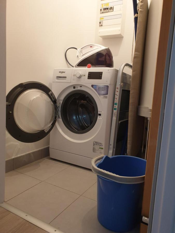 Appartement hyper-centre Epernay avec sauna et parking privé Esterno foto